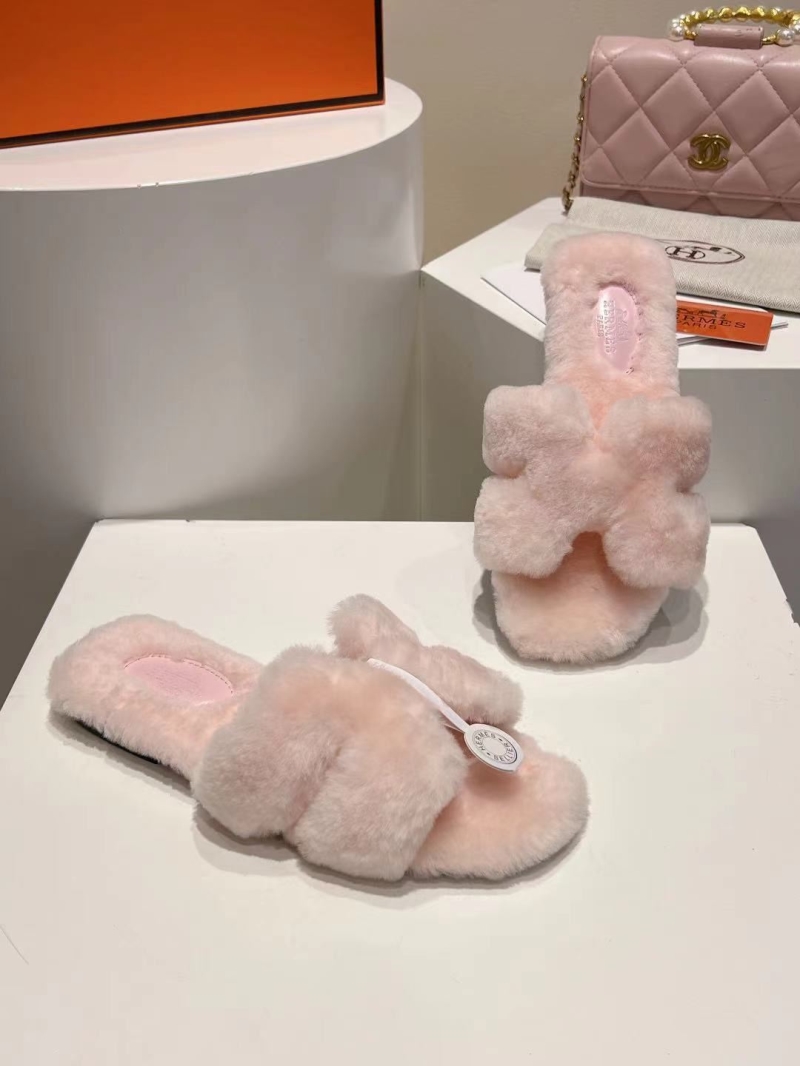 Hermes Slippers